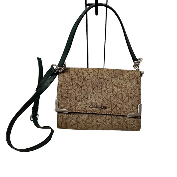 Calvin Klein Signature Crossbody Bag - Picture 2 of 4